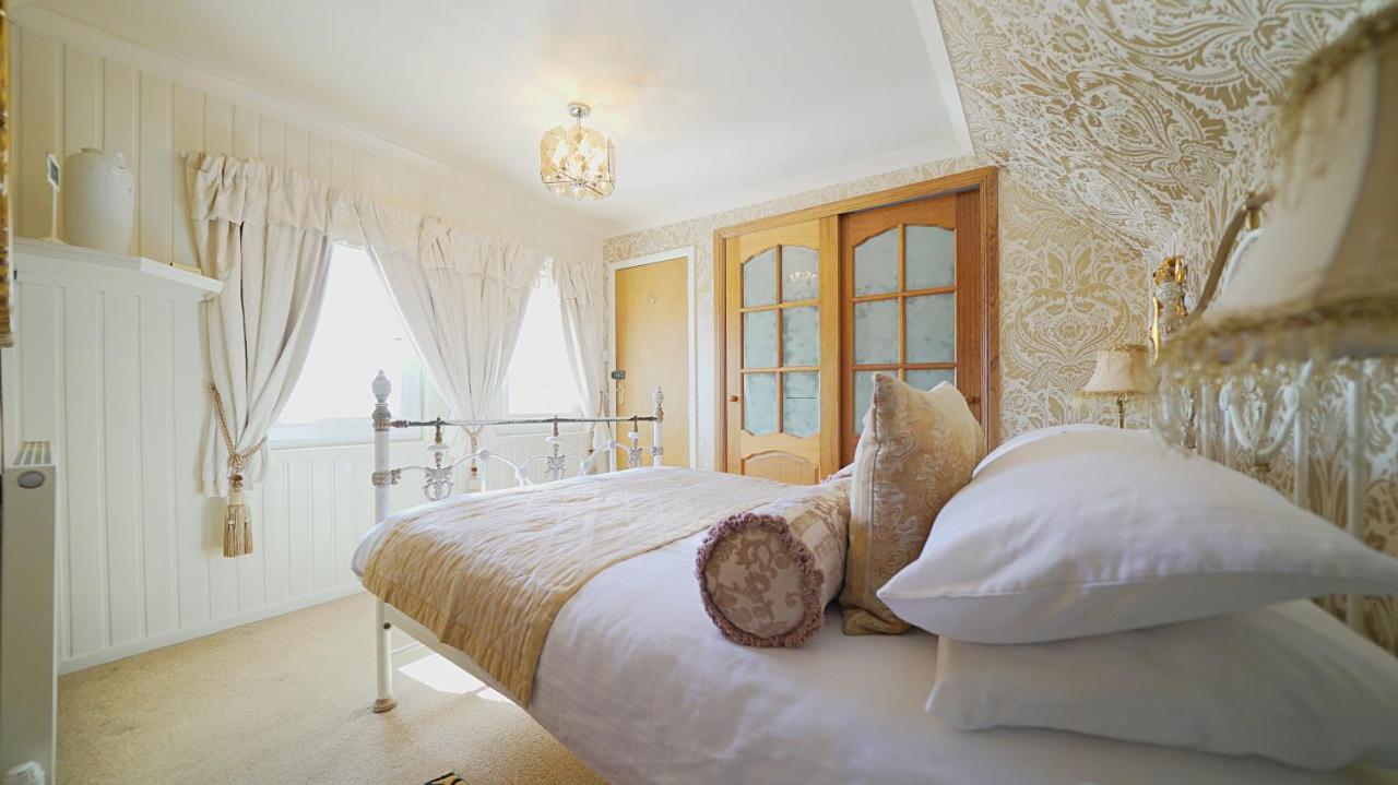 The Old Tramhouse Self Catering Apartments สเตอร์ลิง ภายนอก รูปภาพ