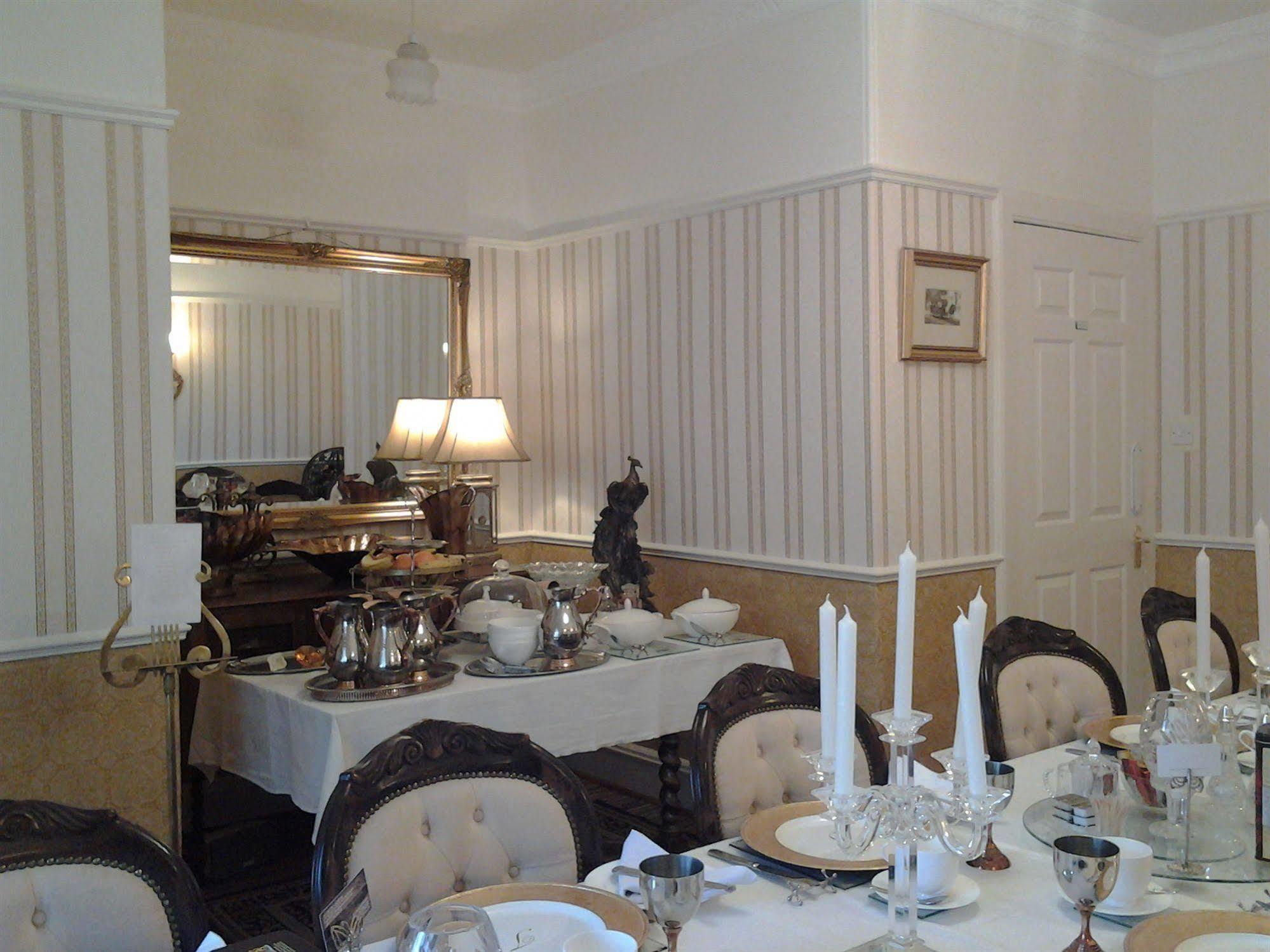 The Old Tramhouse Self Catering Apartments สเตอร์ลิง ภายนอก รูปภาพ